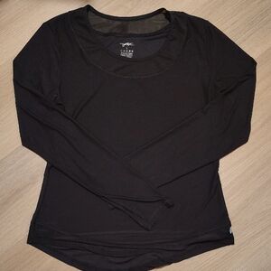 Women's Black Long Sleeve Top